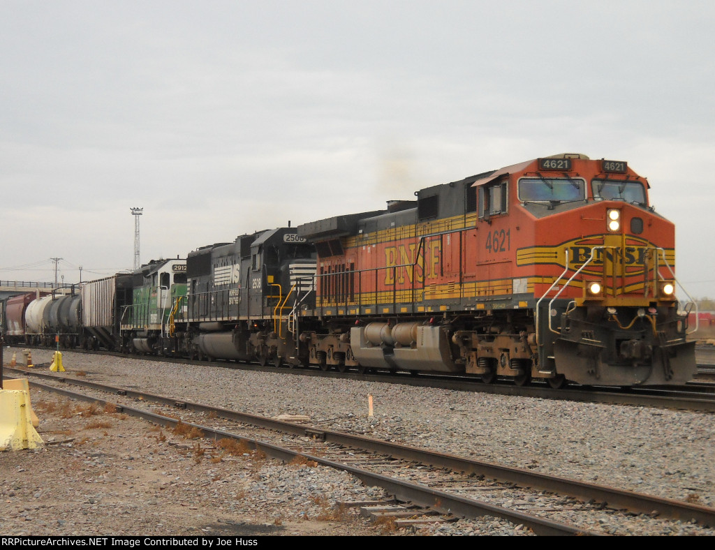 BNSF 4621 West